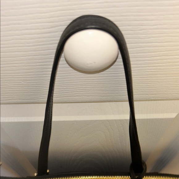 Michael Kors Black Leather Tote & Dust Bag - Picture 7 of 10